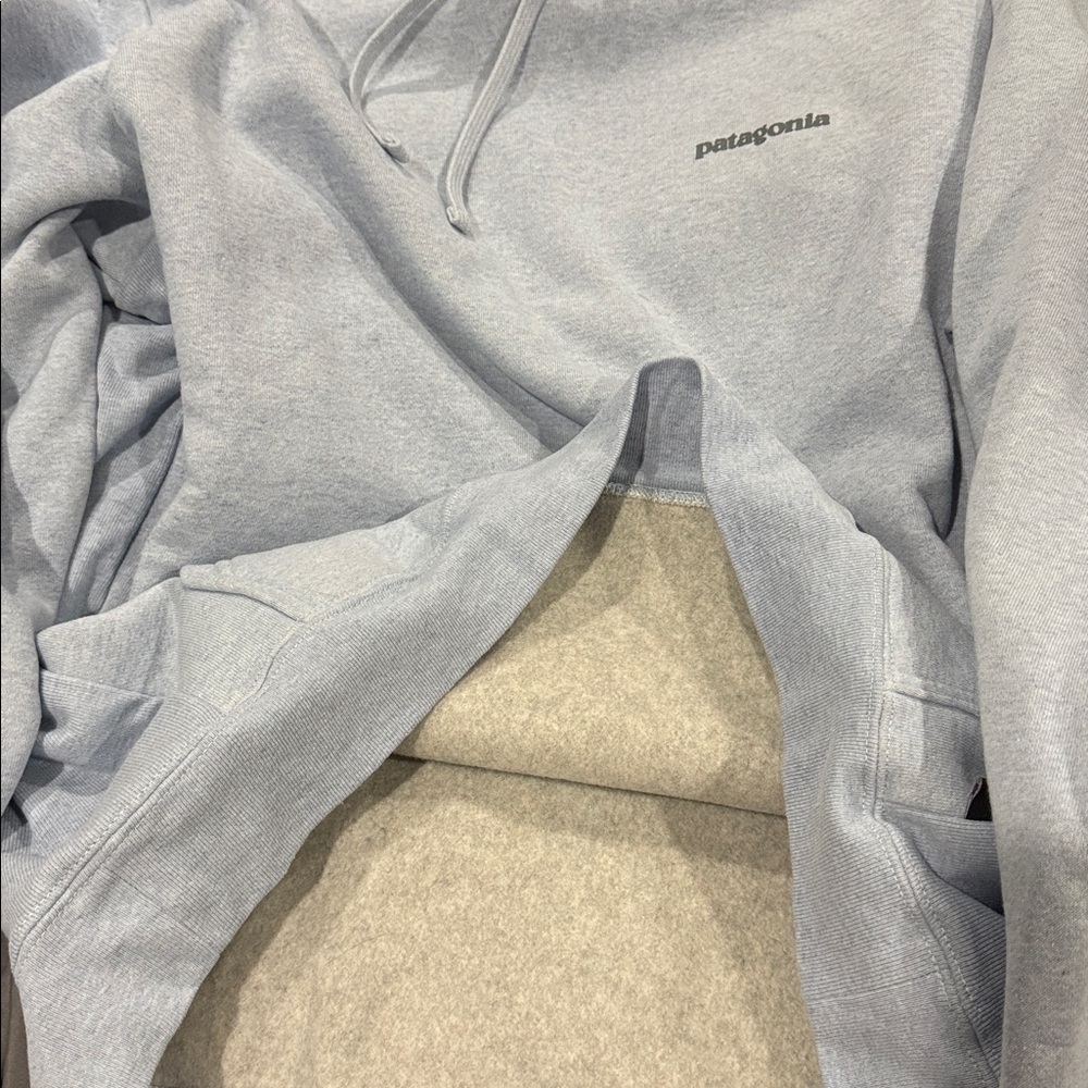 Patagonia Women’s XL, Men's L Light Blue Hoodie - Picture 14 of 16